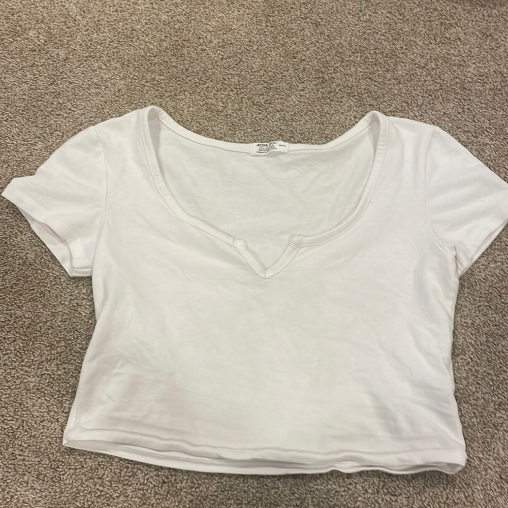 White crop top